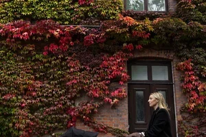 How to stay warm during fall outings